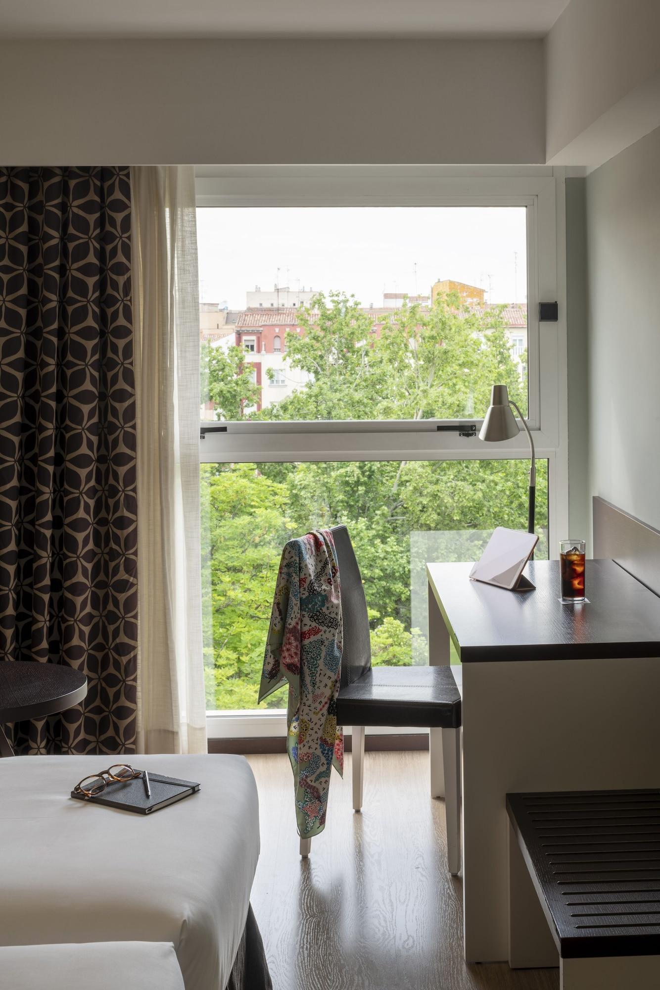 Hotel Ciudad De Logroño Zewnętrze zdjęcie