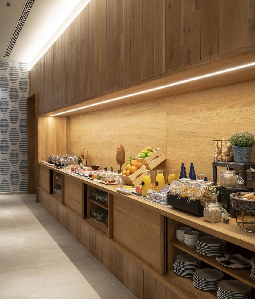 Hotel Ciudad De Logroño Zewnętrze zdjęcie