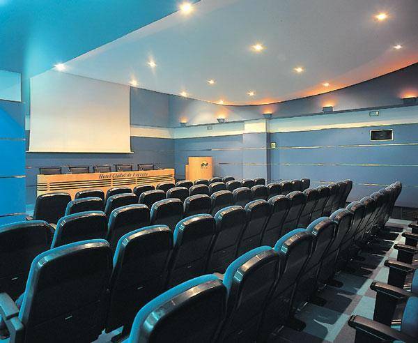 Hotel Ciudad De Logroño Udogodnienia zdjęcie